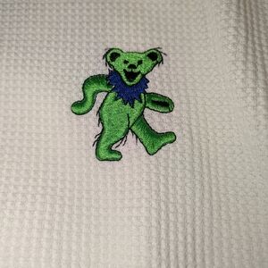NWOT Grateful Dead x Section 119 Waffle Knit Henley Green Bear Medium
